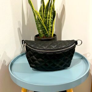 PreLoved STEVE MADDEN  || Crossbody & Shoulder Bag|| Purses & Accessories